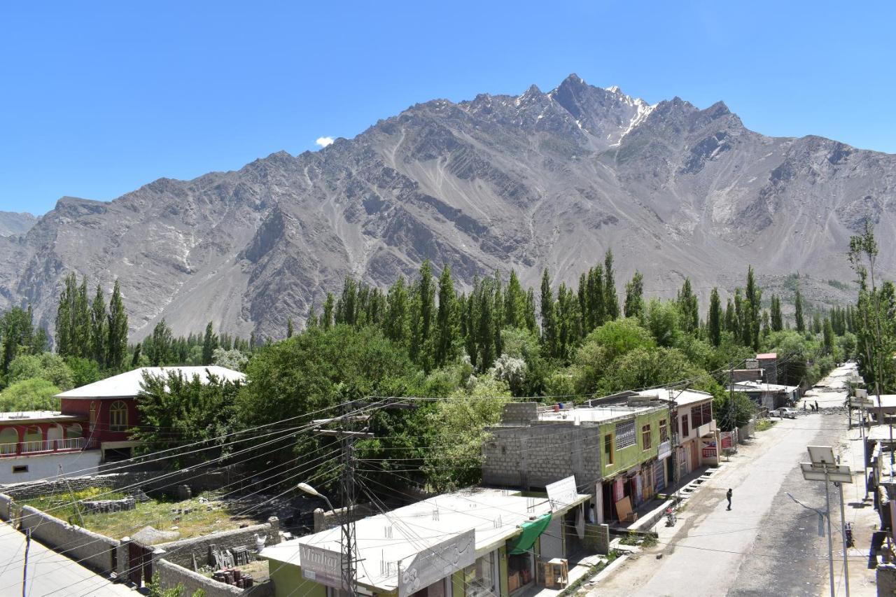 Hotel skardu lodge Exteriör bild